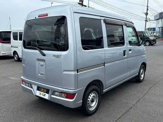 ハイゼットカーゴ（ダイハツ）の車両写真