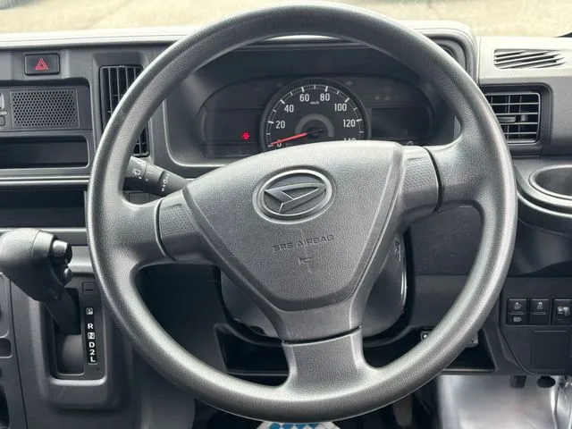ハイゼットカーゴ（ダイハツ）の車両写真