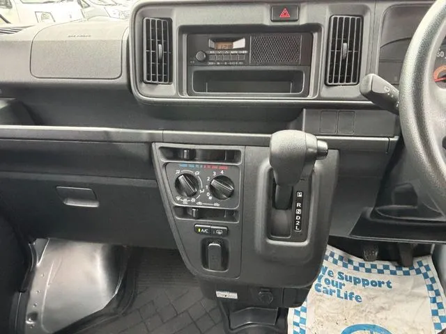 ハイゼットカーゴ（ダイハツ）の車両写真