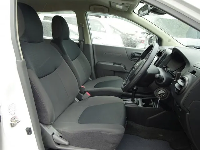 ＮＶ１５０　ＡＤ　２ＷＤ（ニッサン）の車両写真