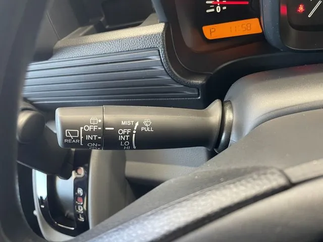 N-VAN(ホンダ)の車両写真
