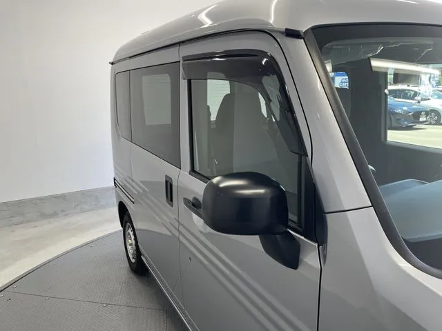N-VAN(ホンダ)の車両写真