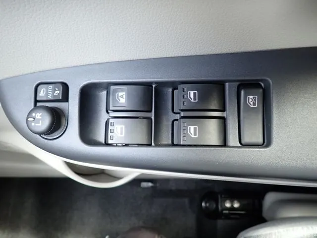 ブーン(ダイハツ)の車両写真