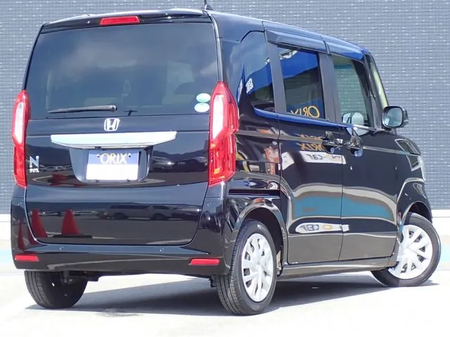 N BOX(ホンダ)の車両写真