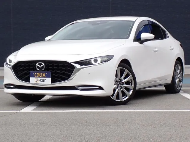 MAZDA3 セダン(マツダ)の車両写真