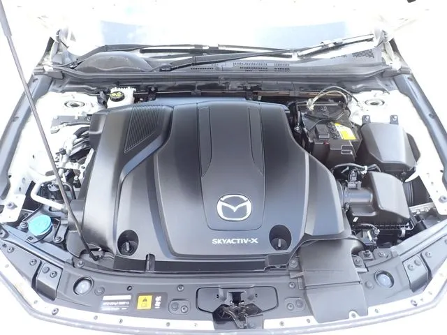 MAZDA3 セダン(マツダ)の車両写真