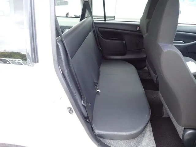 トヨタ プロボックスバン 2WD