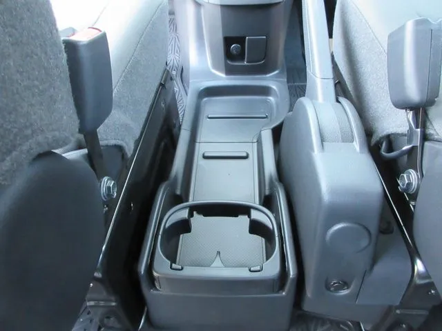 ニッサン NV200バネットバン 4WD