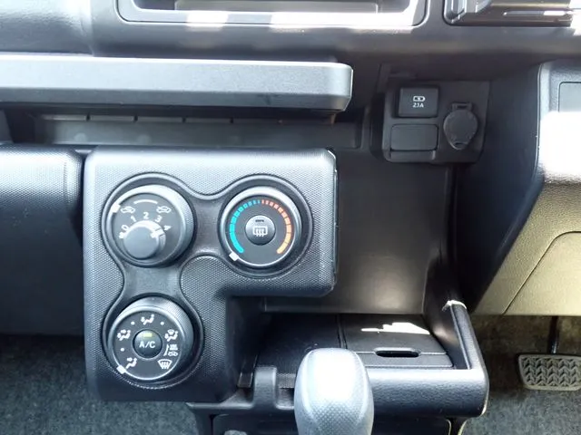 トヨタ プロボックスバン 2WD