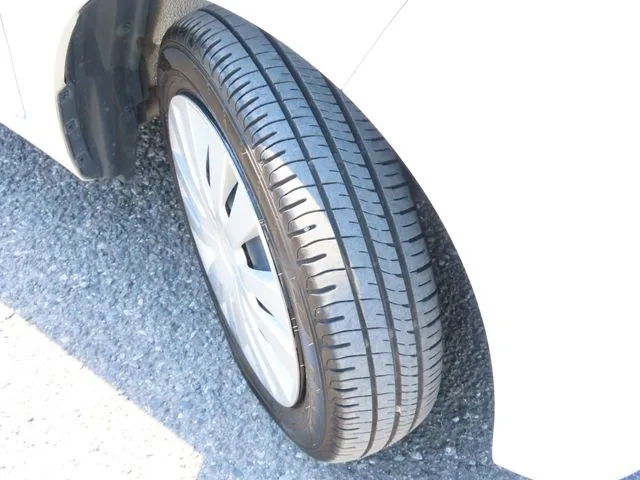 ムーヴ（ダイハツ）の車両写真
