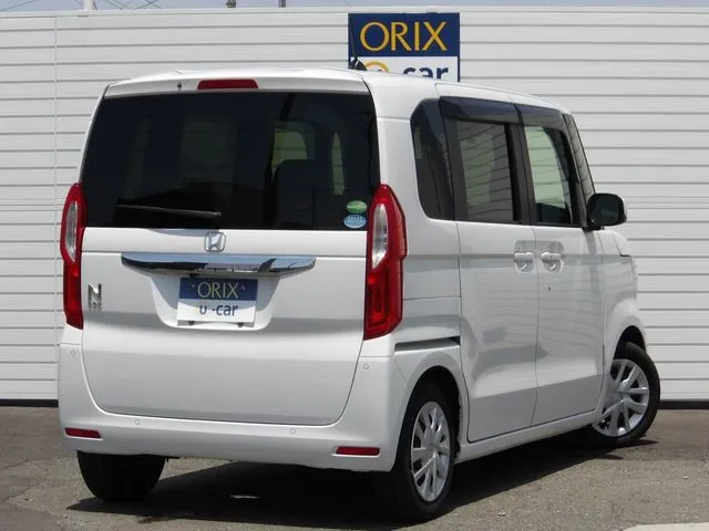 N BOX(ホンダ)の車両写真