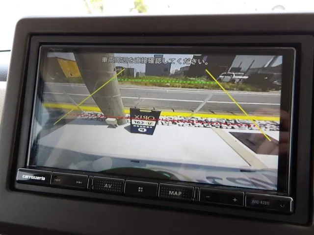 N BOX(ホンダ)の車両写真