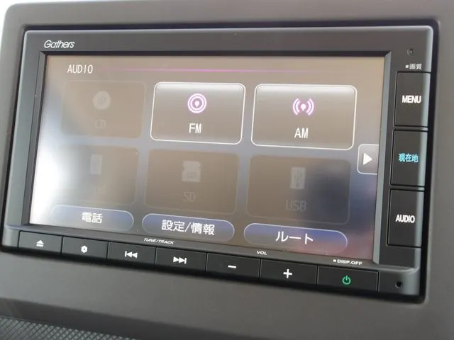 N BOX(ホンダ)の車両写真