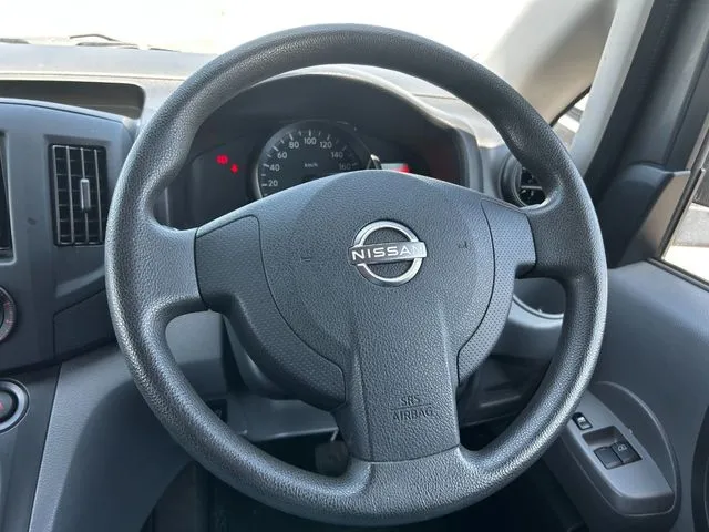 NV200バネットバン(ニッサン)の車両写真