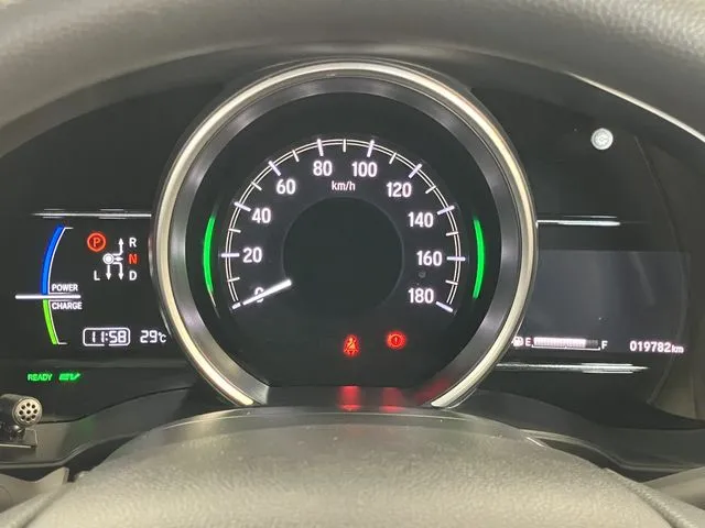 ホンダ　フィット　ハイブリッド