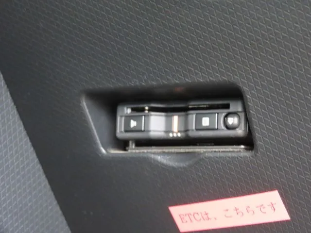 タント(ダイハツ)の車両写真