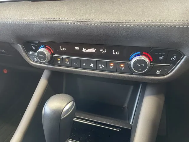 マツダ MAZDA6 セダン