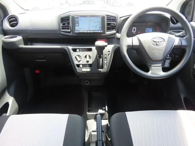 ピクシス エポック(トヨタ)の車両写真