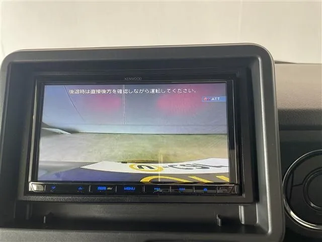 N BOX カスタム(ホンダ)の車両写真