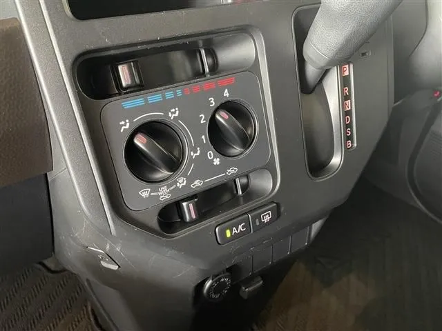 トール(ダイハツ)の車両写真