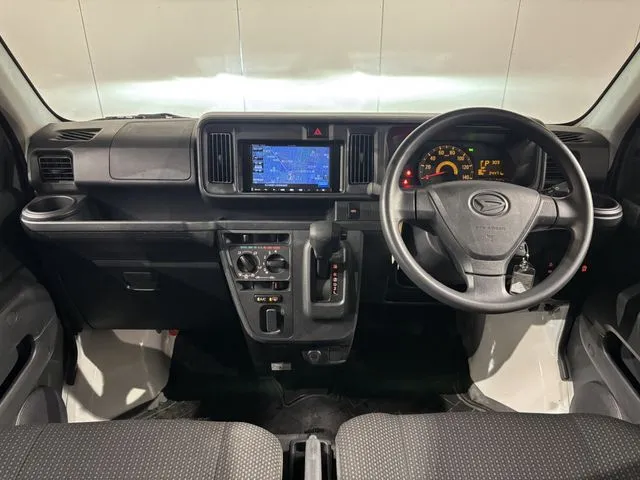 ダイハツ ハイゼットカーゴ 4WD