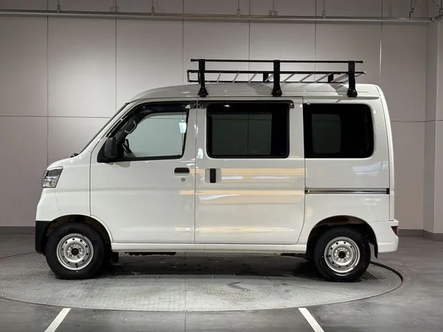 ダイハツ ハイゼットカーゴ 4WD