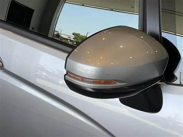 シャトル ハイブリッド(ホンダ)の車両写真