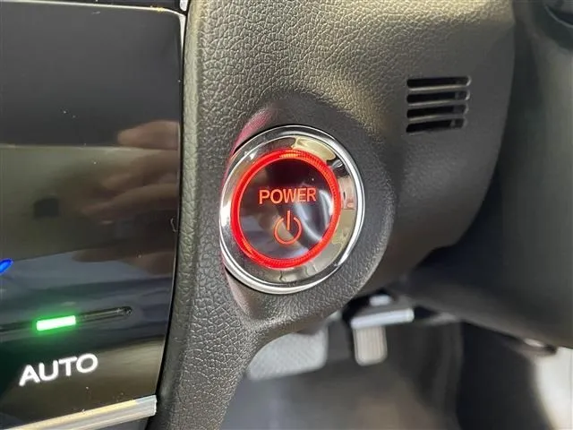 シャトル ハイブリッド(ホンダ)の車両写真