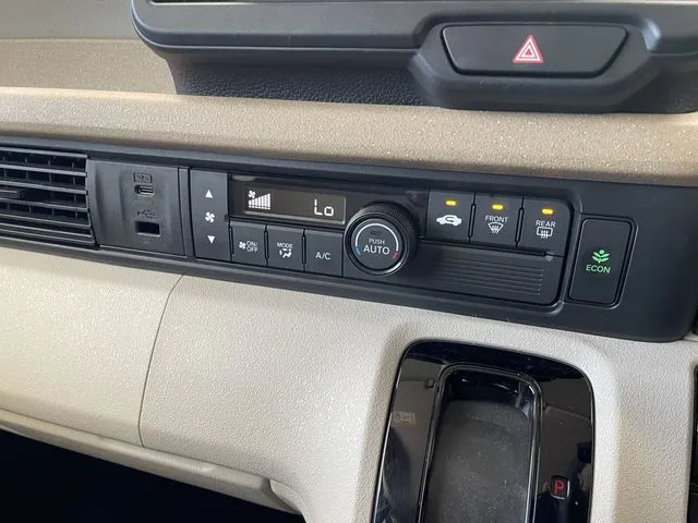 ホンダ　Ｎ　ＢＯＸ