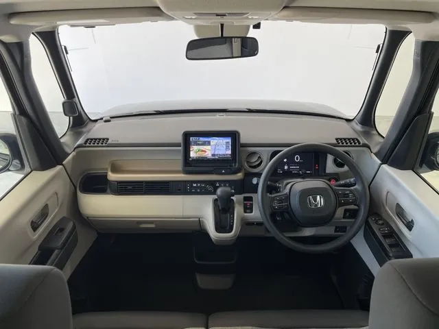 ホンダ　Ｎ　ＢＯＸ