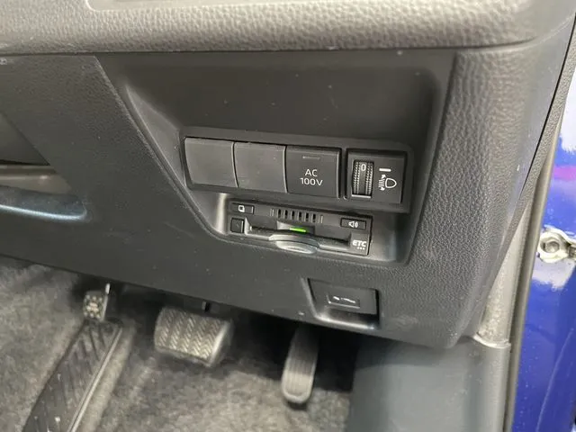 トヨタ　アクア