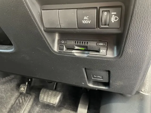 トヨタ　アクア