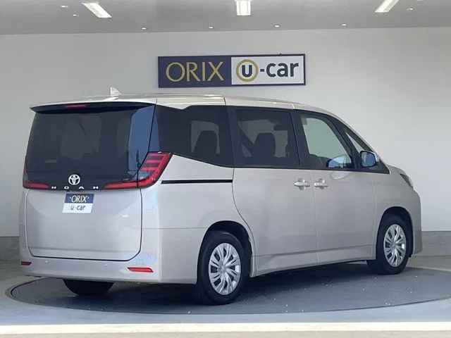 ノア（トヨタ）の車両写真