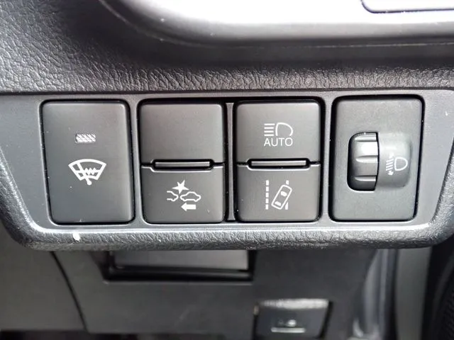 トヨタ　カローラフィールダー　４ＷＤ
