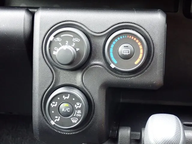 プロボックスバン 2WD(トヨタ)の車両写真