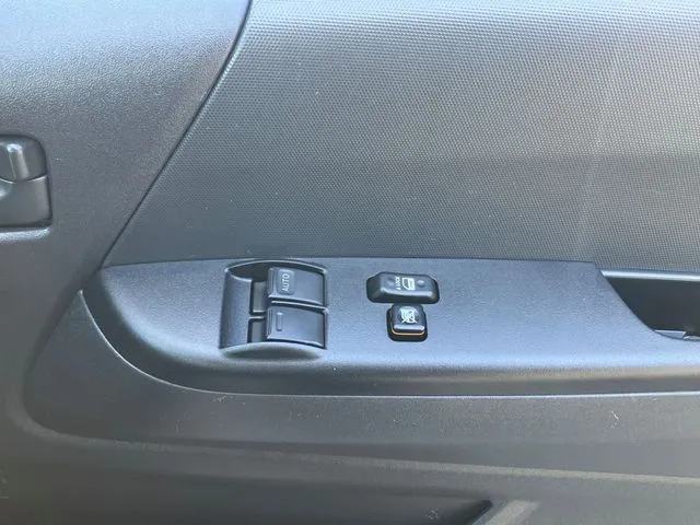 トヨタ ハイエースバン 1.2t 2WD