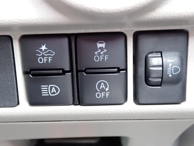 ムーヴ（ダイハツ）の車両写真