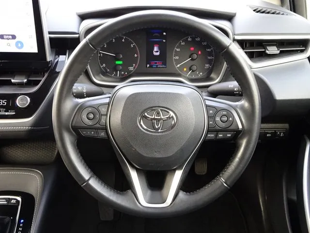 カローラ　ツーリング　ハイブリッド（トヨタ）の車両写真