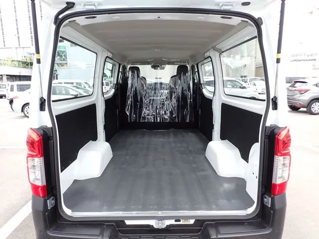 キャラバンV 1.25t 2WD(ニッサン)の車両写真