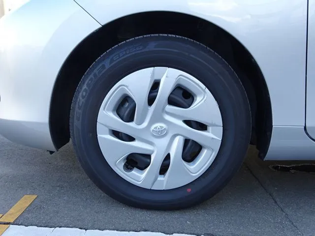 アクア(トヨタ)の車両写真