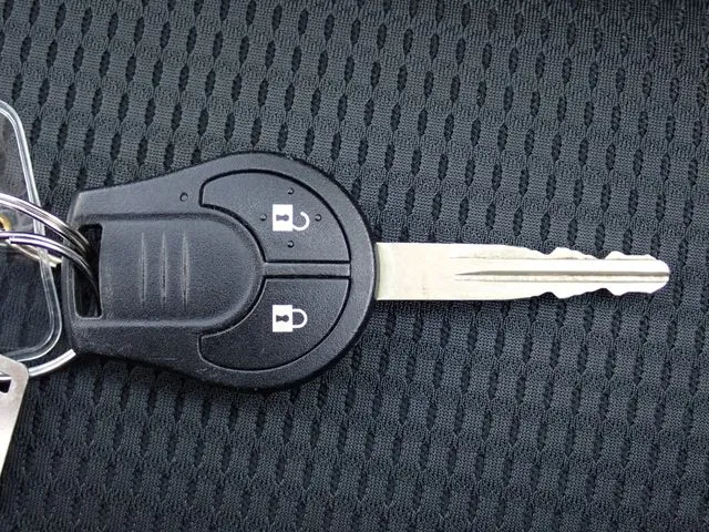 NV150 AD 2WD(ニッサン)の車両写真