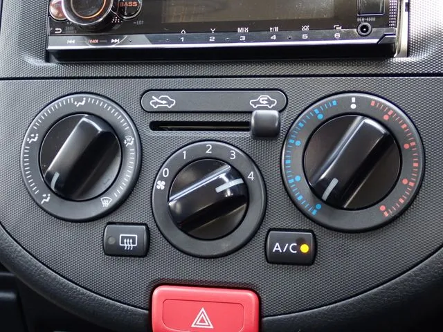 NV150 AD 2WD(ニッサン)の車両写真