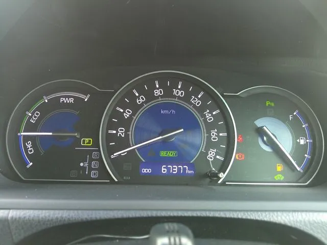 トヨタ ノア ハイブリッド