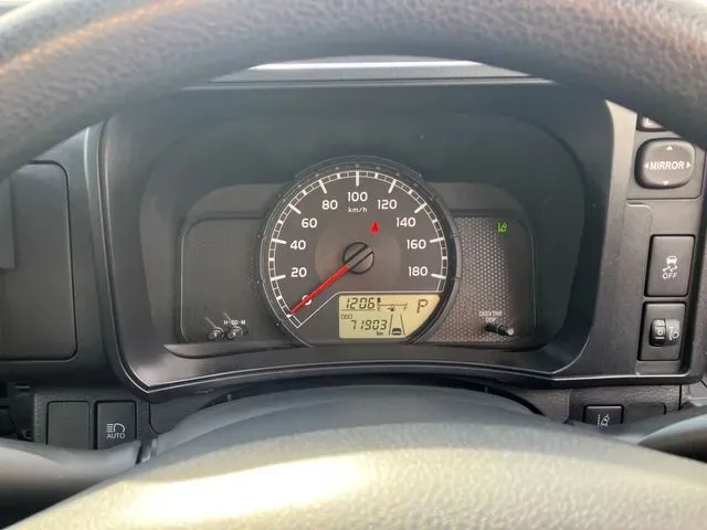 トヨタ　プロボックスバン　４ＷＤ