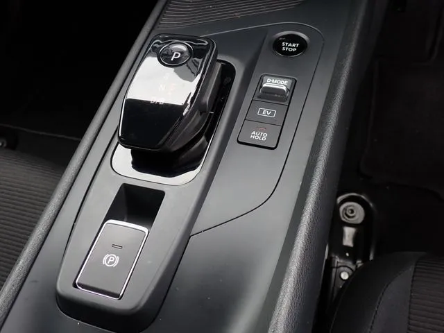 ノート(ニッサン)の車両写真