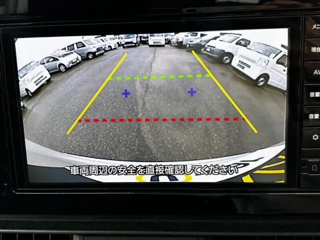 セレナ（ニッサン）の車両写真