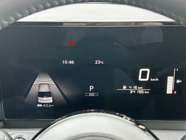 セレナ（ニッサン）の車両写真