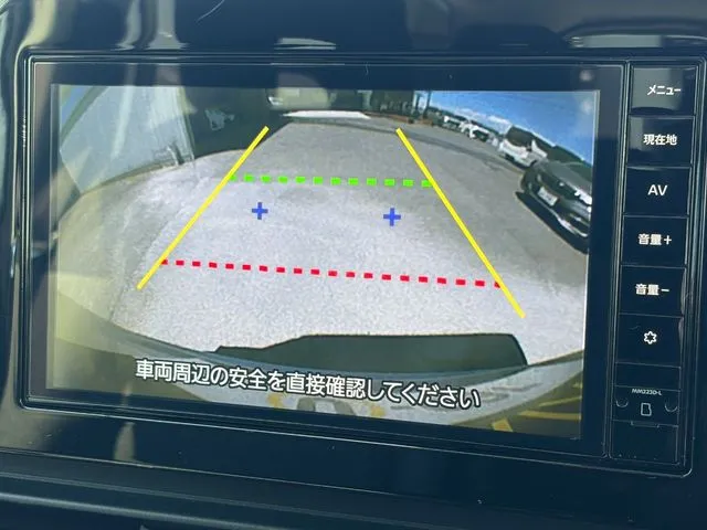 セレナ（ニッサン）の車両写真