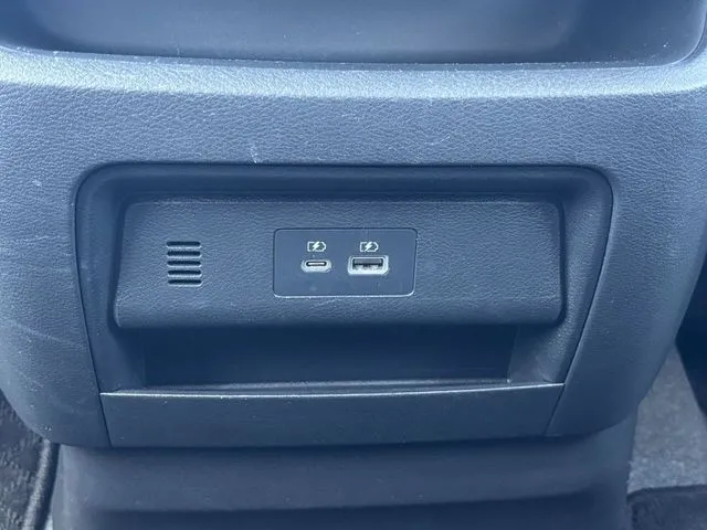 セレナ(ニッサン)の車両写真