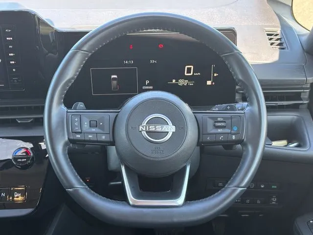 セレナ(ニッサン)の車両写真